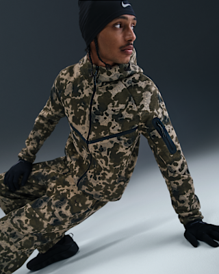 Nike Tech Men's Full-Zip Fleece Camo Windrunner Jacket. Nike.com